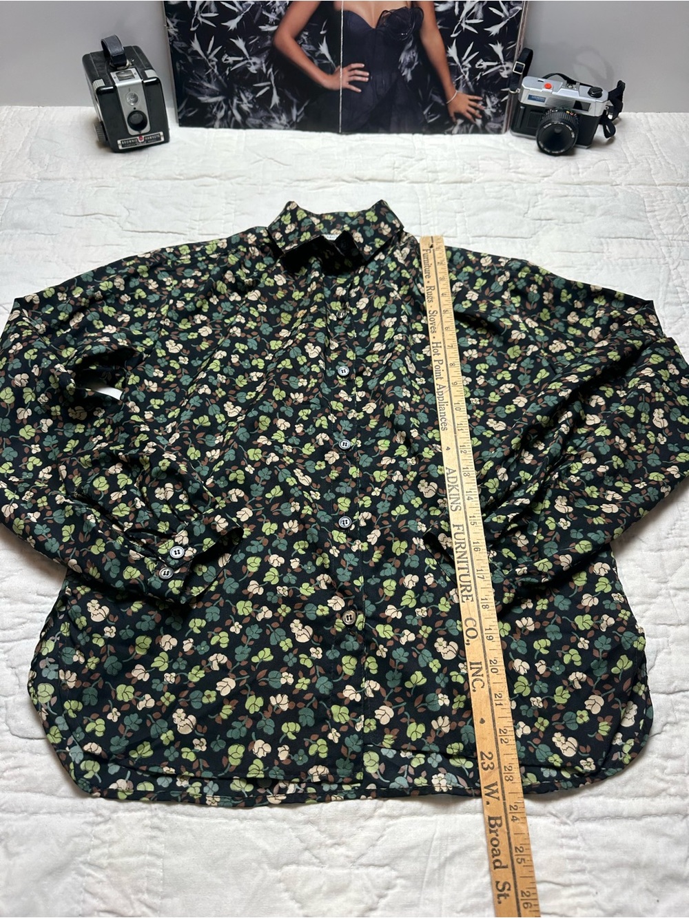 Y2K Dark Floral Button Up Shirt | 90s Indie Sleaze Minimalist Blouse - Picture 3 of 10